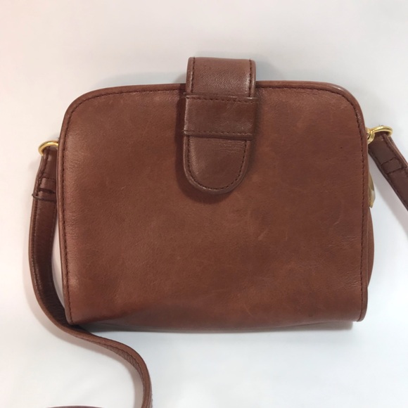Vintage Liz Claiborne Accessories Tan Leather Crossbody Bag - Picture 3 of 12